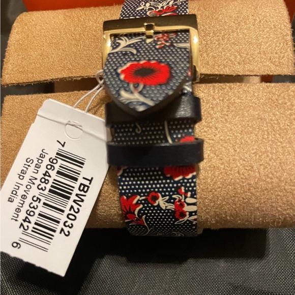 GIGI WATCH WITH TWO-TONE LEATHER BAND, - Picture 4 of 4